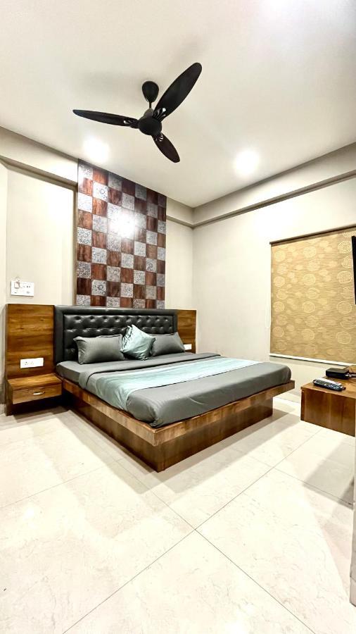 Stayzy Evanka Hotel